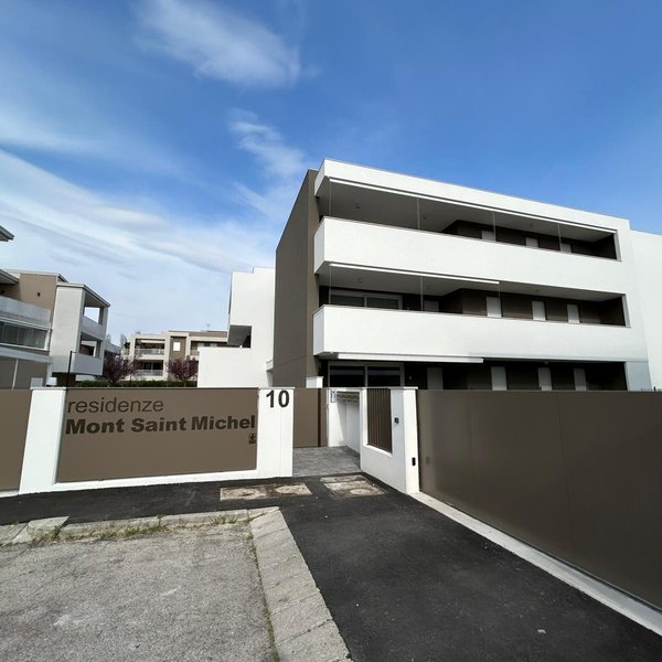 0a340873-73b4-48a7-a114-cd0ea79b9876