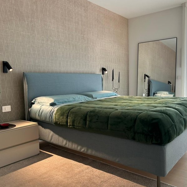 cffbe390-e259-4fc4-b1de-48c1f406a9e2