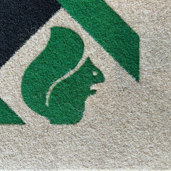 e53005b0-dbd8-40ff-a3a4-00e703f77732